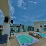 Luxury Calma Tropical