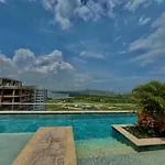 Luxury Calma Tropical